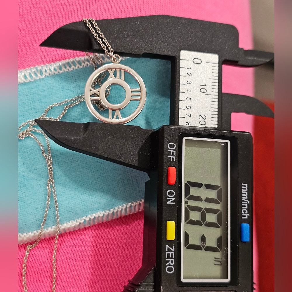 🤍Tiffany & Co. Atlas Open Circle Roman Numeral Pendant 925 Silver Necklace⏰️ - Picture 12 of 16